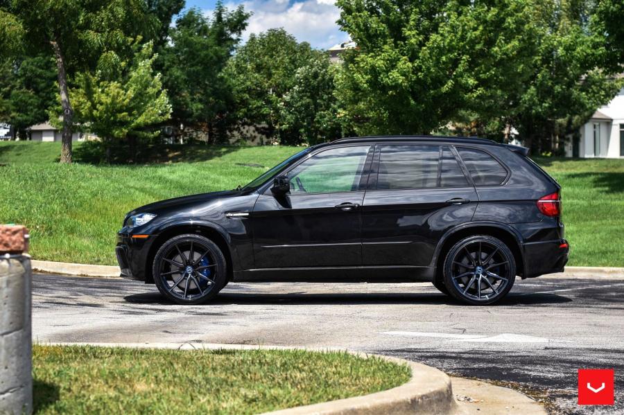  BMW X5 M on Vossen Wheels (HF-3) 2019 года  (фото 4 из 5)